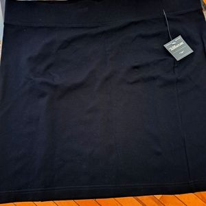 Women short black skirt